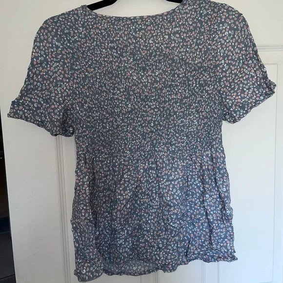 Girl’s Ribbed Top - Picture 3 of 3